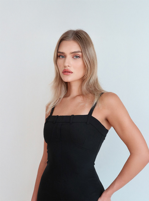 ALEXANDRA – Sapphire MA model in Dubai, UAE