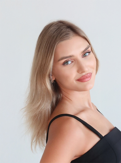 ALEXANDRA modelling portfolio image 4