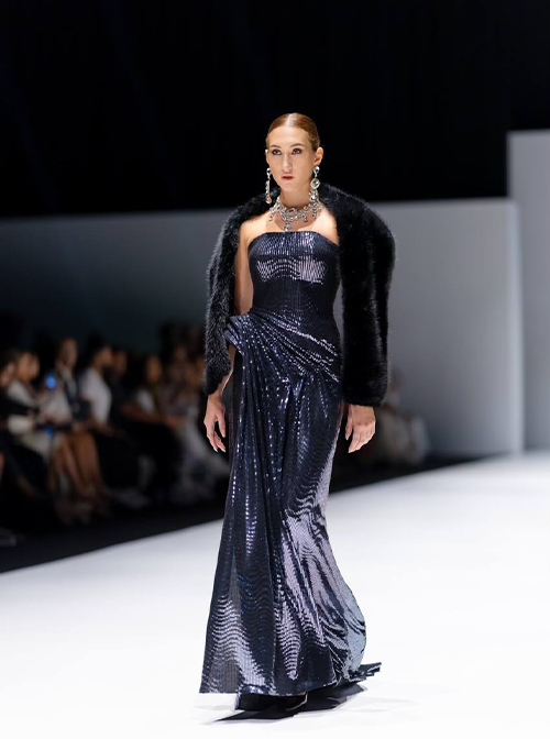 ALEKSANDRA modelling portfolio image – Sapphire MA