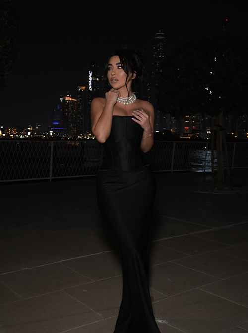 ALINA modelling portfolio image – Sapphire MA