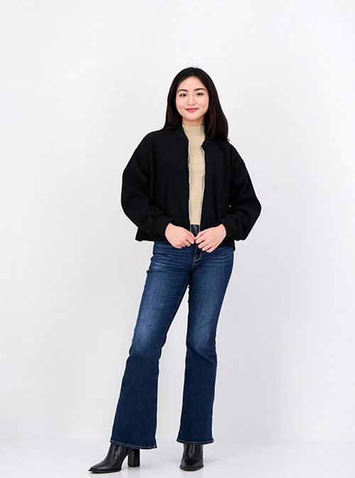 ELIZAH modelling portfolio image – Sapphire MA