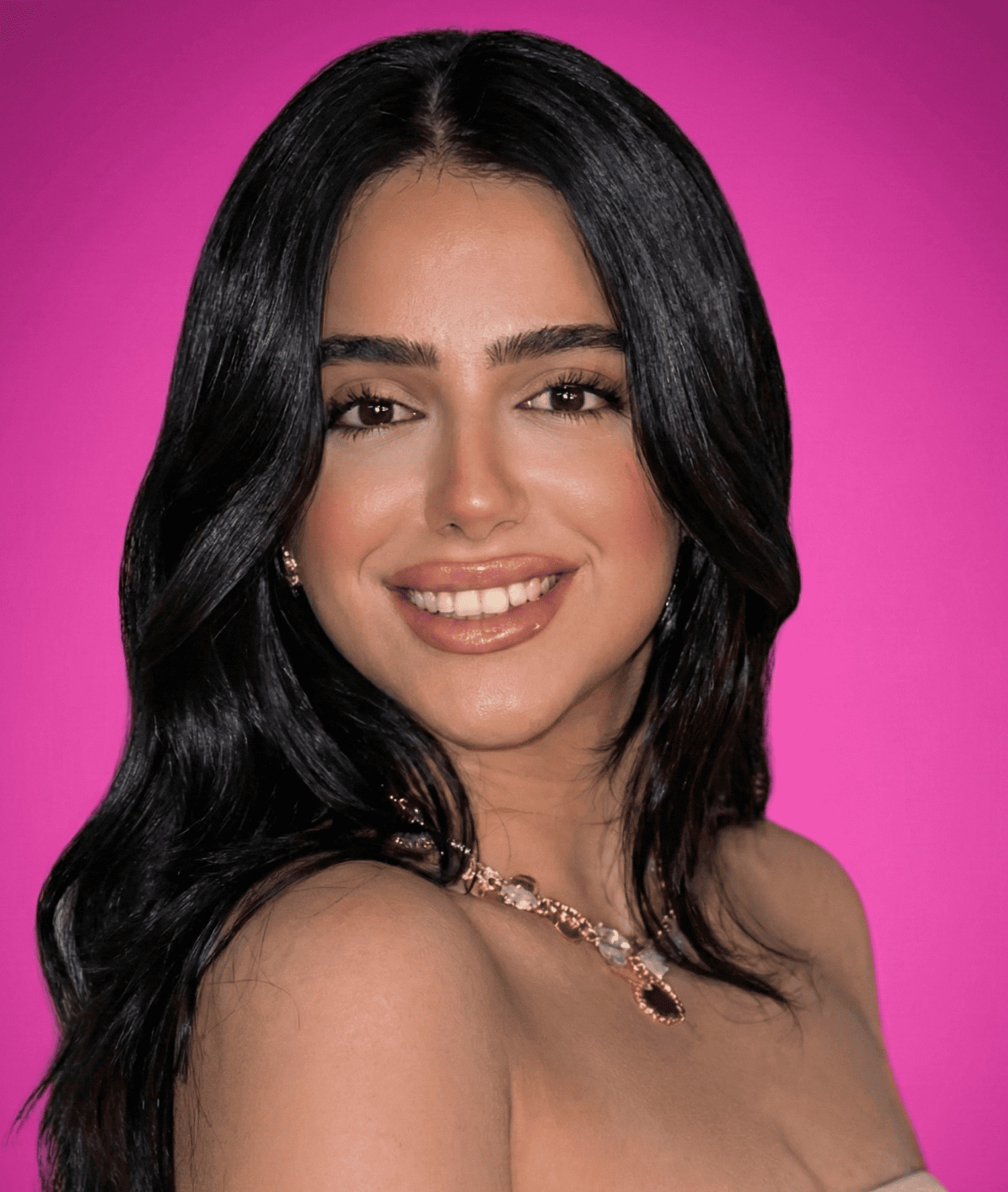 FARAH – Sapphire MA model in Dubai, UAE