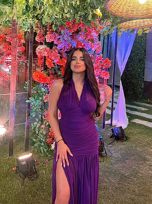 FARAH modelling portfolio image – Sapphire MA