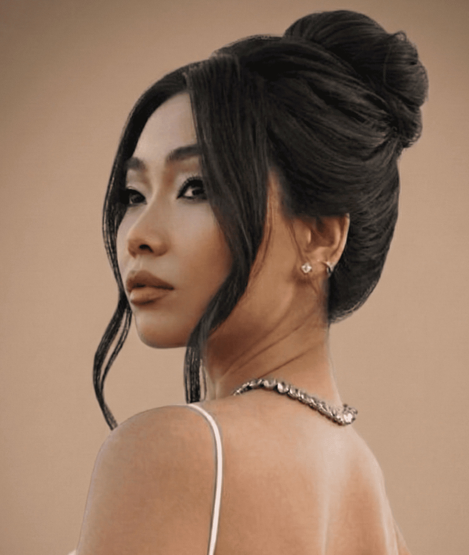 GULSIMA – Sapphire MA model in Dubai, UAE