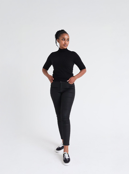 HELEN modelling portfolio image – Sapphire MA