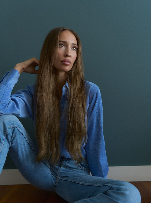 KUZINA modelling portfolio image – Sapphire MA