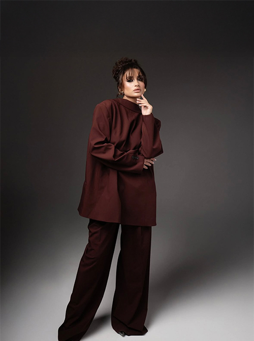 SOFI modelling portfolio image – Sapphire MA