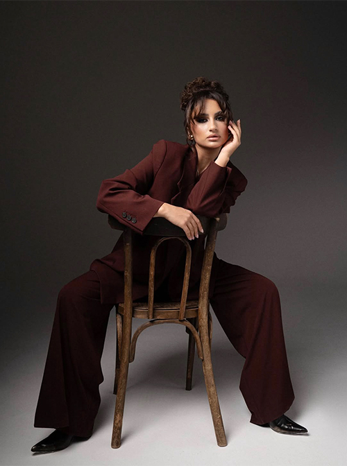 SOFI modelling portfolio image – Sapphire MA