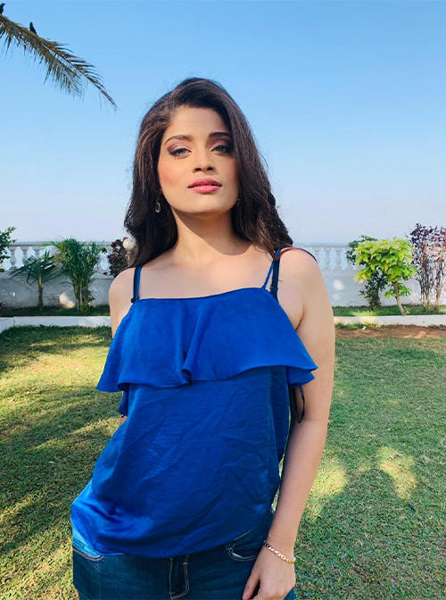 SREOSHI modelling portfolio image – Sapphire MA