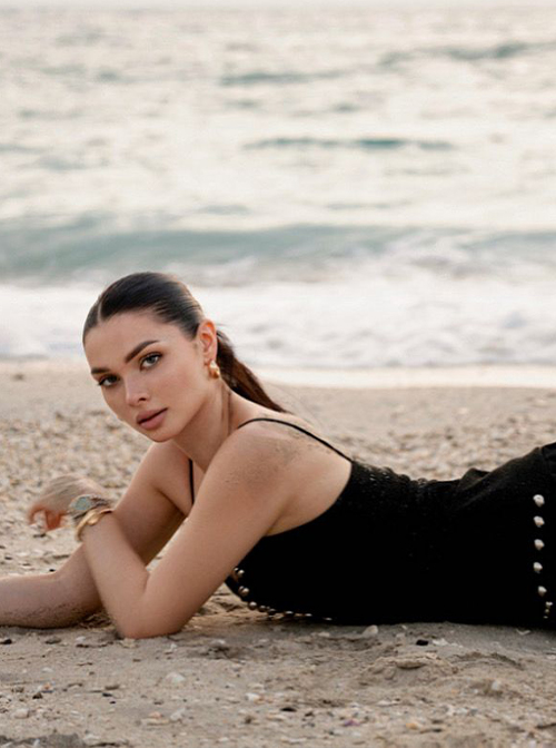 VALERIA modelling portfolio image – Sapphire MA