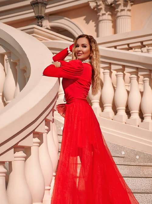 VIKTORYIA modelling portfolio image – Sapphire MA